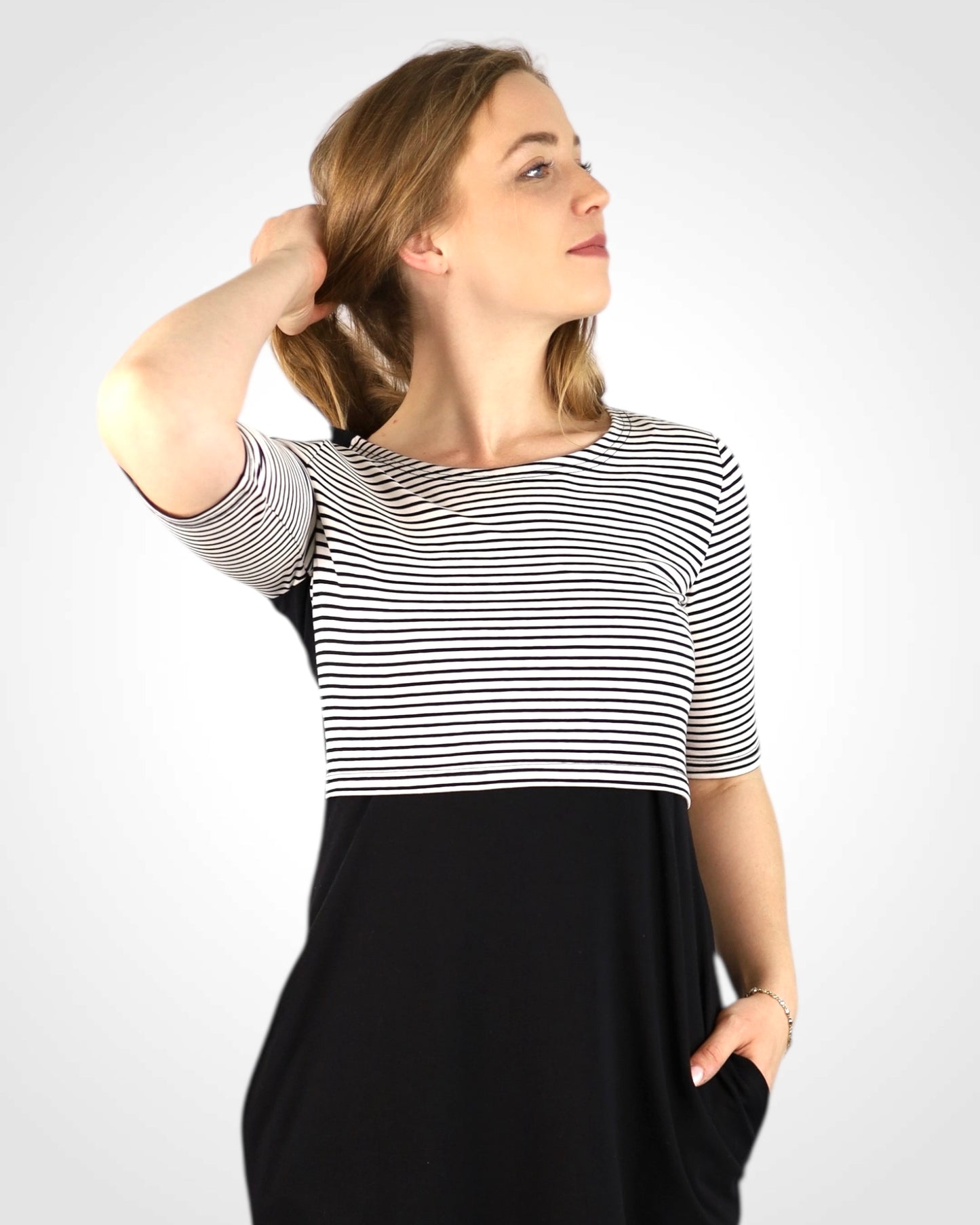 Šaty na dojčenie z bavlny Black Stripe