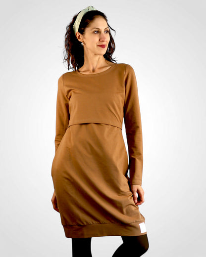 Hnedé tehotenské a dojčiace šaty z nepočesanej teplákoviny s dlhým rukávom